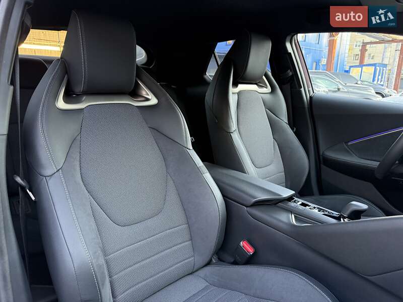 Внедорожник / Кроссовер Toyota C-HR 2024 в Виннице