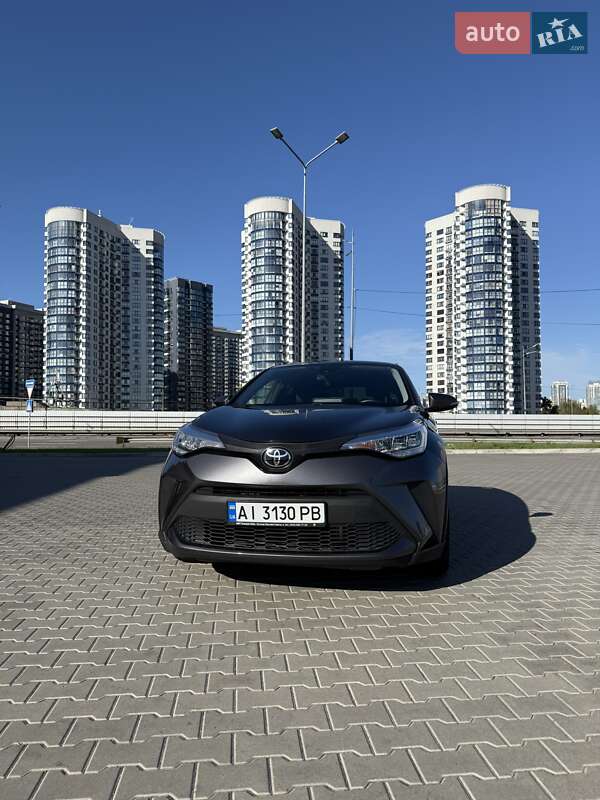Позашляховик / Кросовер Toyota C-HR 2019 в Києві фото 2 Позашляховик / Кросовер Toyota C-HR 2019 в Києві