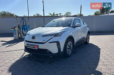 Внедорожник / Кроссовер Toyota C-HR 2020 в Запорожье