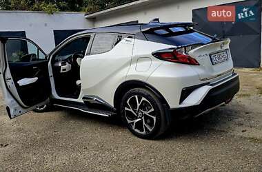 Внедорожник / Кроссовер Toyota C-HR 2019 в 