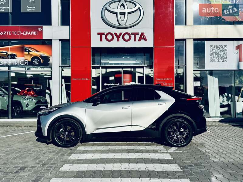 Внедорожник / Кроссовер Toyota C-HR 2024 в Тернополе