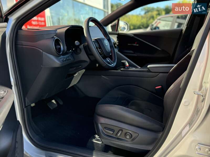 Внедорожник / Кроссовер Toyota C-HR 2024 в Тернополе