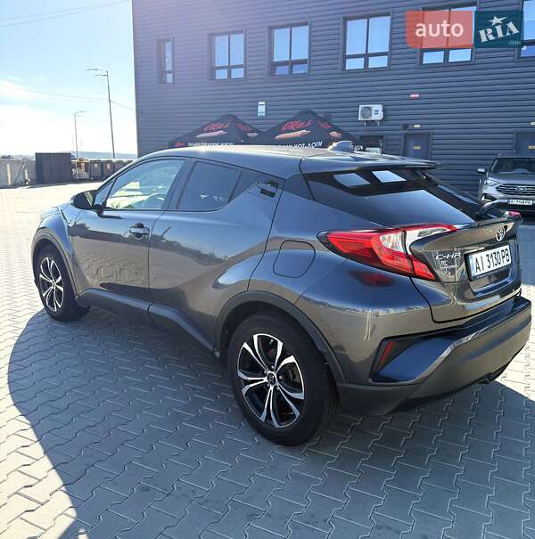 Позашляховик / Кросовер Toyota C-HR 2019 в Києві фото 3 Позашляховик / Кросовер Toyota C-HR 2019 в Києві