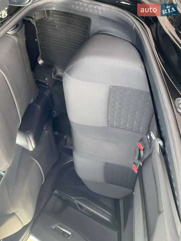 Внедорожник / Кроссовер Toyota C-HR 2019 в Полтаве фото 30 Внедорожник / Кроссовер Toyota C-HR 2019 в Полтаве