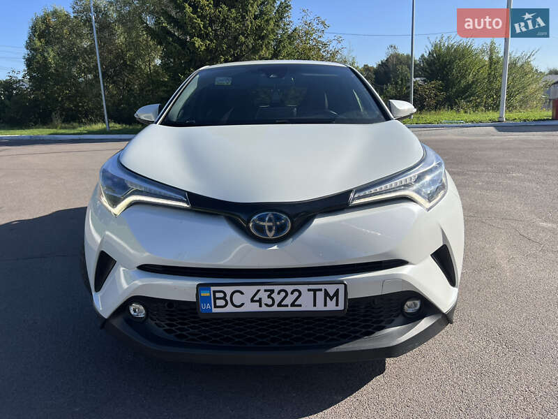 Внедорожник / Кроссовер Toyota C-HR 2018 в Львове