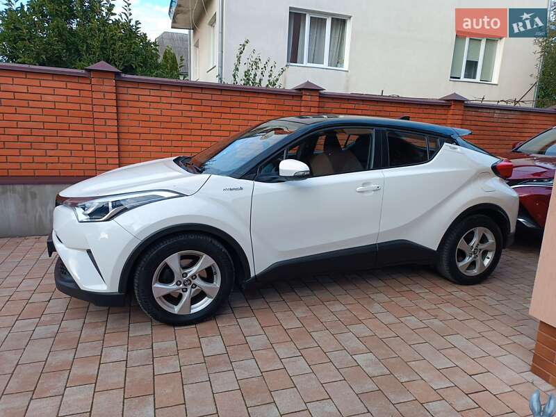 Позашляховик / Кросовер Toyota C-HR 2018 в Івано-Франківську фото 5 Позашляховик / Кросовер Toyota C-HR 2018 в Івано-Франківську