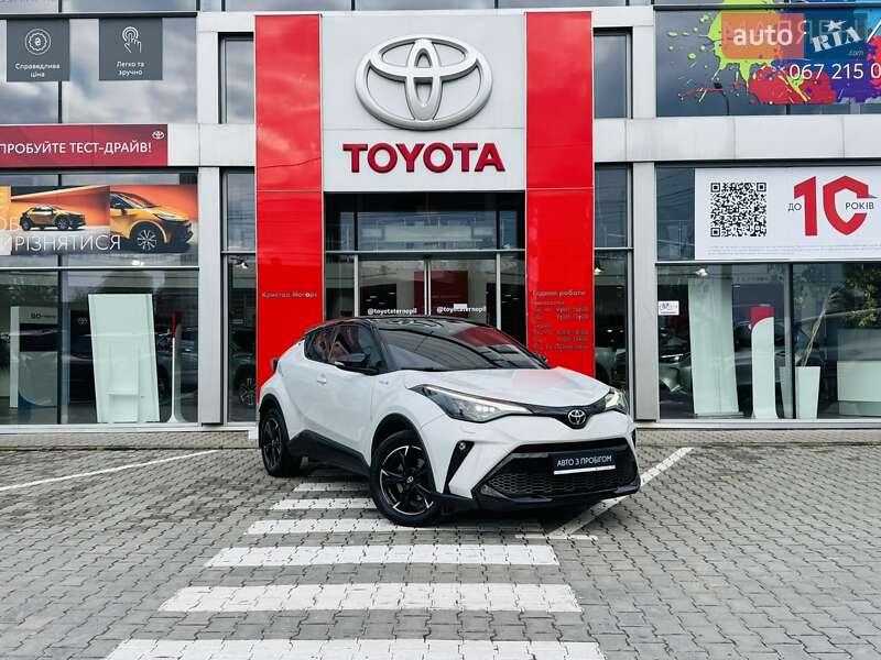 Позашляховик / Кросовер Toyota C-HR 2021 в Тернополі