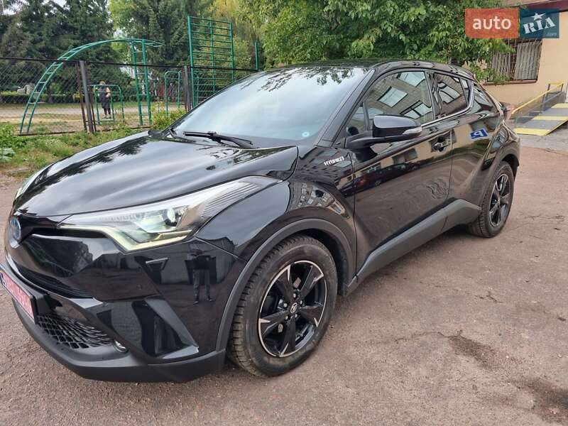 Внедорожник / Кроссовер Toyota C-HR 2019 в Житомире фото 22 Внедорожник / Кроссовер Toyota C-HR 2019 в Житомире