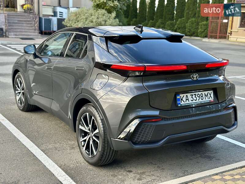 Внедорожник / Кроссовер Toyota C-HR 2024 в Киеве