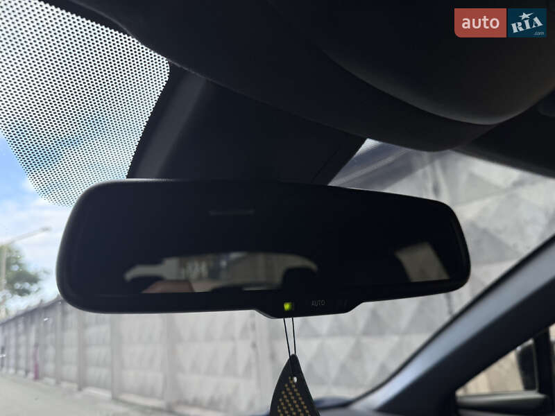 Позашляховик / Кросовер Toyota C-HR 2019 в Одесі