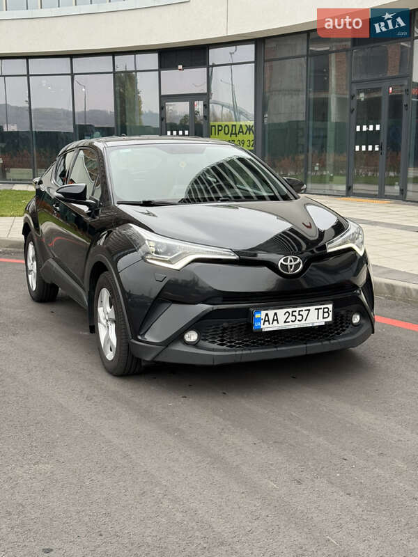 Toyota C-HR 2018 Toyota C-HR 2018