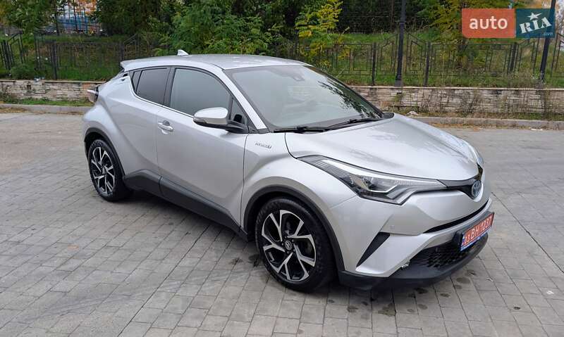 Внедорожник / Кроссовер Toyota C-HR 2019 в Киеве фото 5 Внедорожник / Кроссовер Toyota C-HR 2019 в Киеве