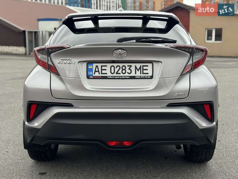 Позашляховик / Кросовер Toyota C-HR 2019 в Дніпрі фото 7 Позашляховик / Кросовер Toyota C-HR 2019 в Дніпрі