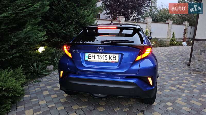 Позашляховик / Кросовер Toyota C-HR 2019 в Одесі