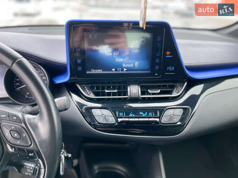 Внедорожник / Кроссовер Toyota C-HR 2018 в Коломые