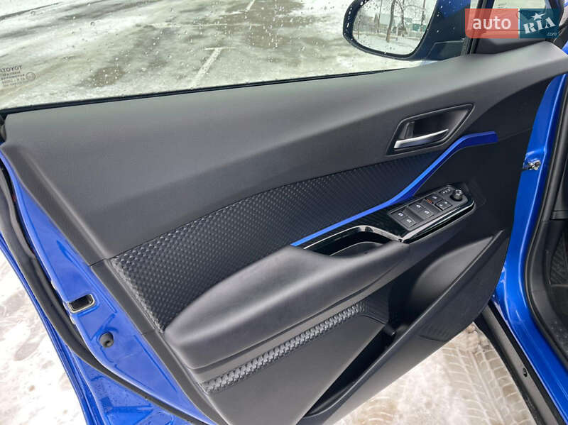 Внедорожник / Кроссовер Toyota C-HR 2018 в Коломые