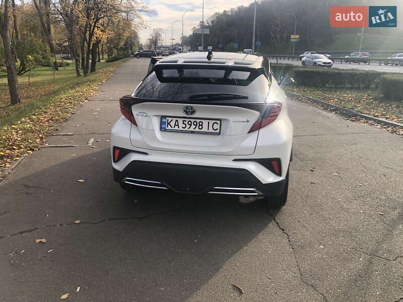 Позашляховик / Кросовер Toyota C-HR 2021 в Києві