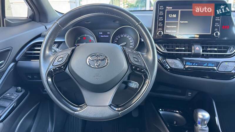 Позашляховик / Кросовер Toyota C-HR 2021 в Івано-Франківську