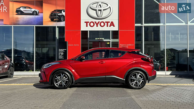 Позашляховик / Кросовер Toyota C-HR 2021 в Івано-Франківську