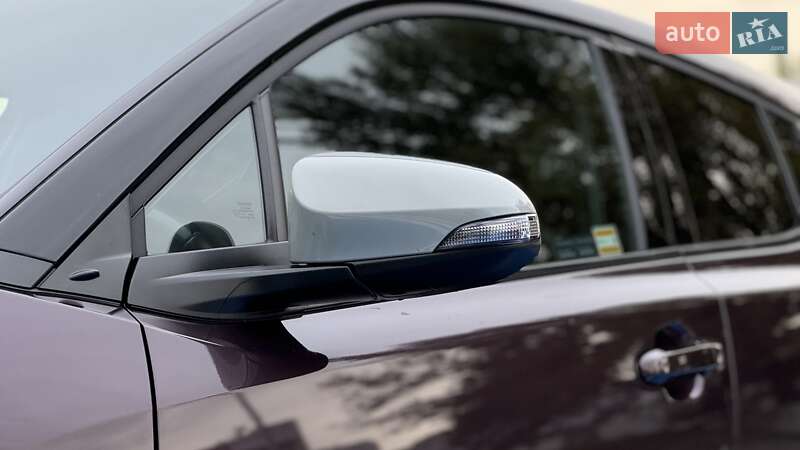 Внедорожник / Кроссовер Toyota C-HR 2022 в Киеве фото 11 Внедорожник / Кроссовер Toyota C-HR 2022 в Киеве