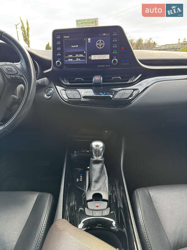 Позашляховик / Кросовер Toyota C-HR 2018 в Білій Церкві фото 13 Позашляховик / Кросовер Toyota C-HR 2018 в Білій Церкві