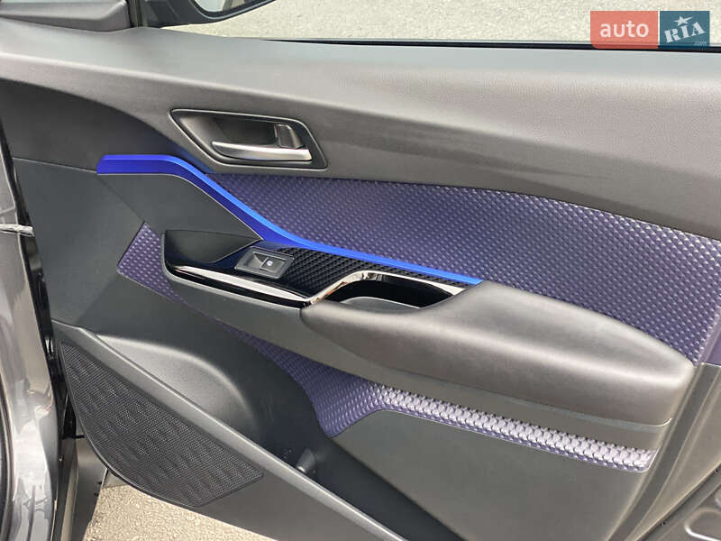 Позашляховик / Кросовер Toyota C-HR 2018 в Івано-Франківську фото 40 Позашляховик / Кросовер Toyota C-HR 2018 в Івано-Франківську