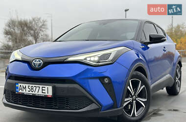 Позашляховик / Кросовер Toyota C-HR 2020 в Києві
