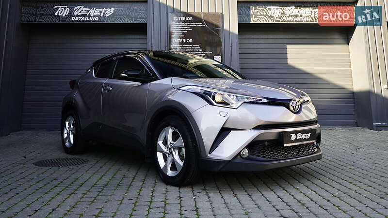 Toyota C-HR 2017