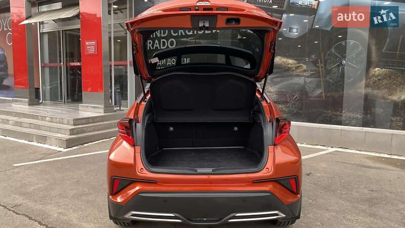 Внедорожник / Кроссовер Toyota C-HR 2019 в Одессе