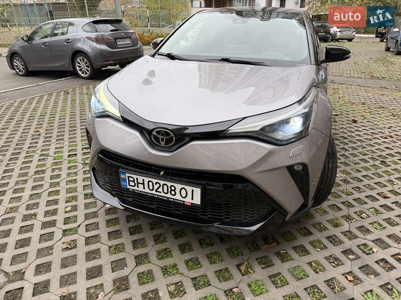 Внедорожник / Кроссовер Toyota C-HR 2021 в Одессе фото 16 Внедорожник / Кроссовер Toyota C-HR 2021 в Одессе