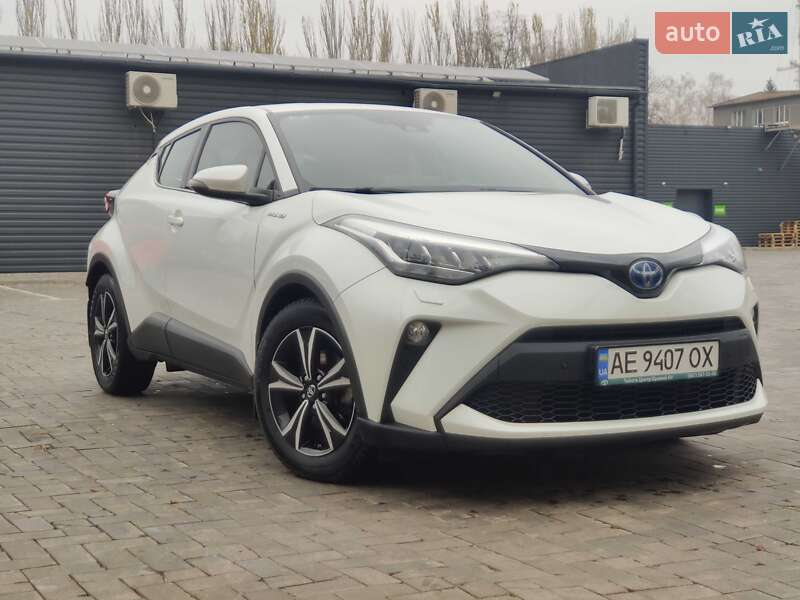 Позашляховик / Кросовер Toyota C-HR 2021 в Кривому Розі