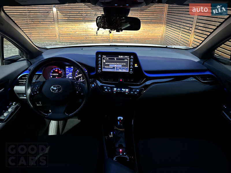 Позашляховик / Кросовер Toyota C-HR 2019 в Одесі