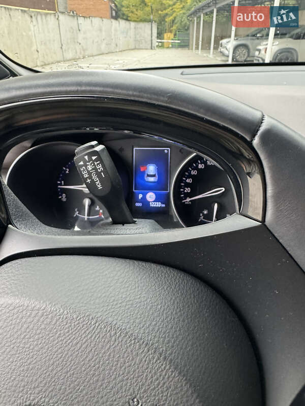 Позашляховик / Кросовер Toyota C-HR 2019 в Хмельницькому