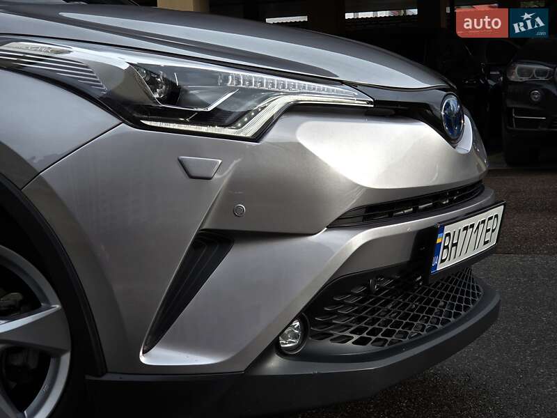 Внедорожник / Кроссовер Toyota C-HR 2019 в Одессе
