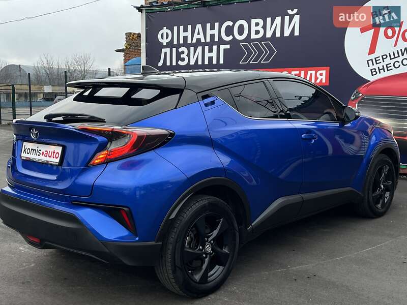 Внедорожник / Кроссовер Toyota C-HR 2018 в Виннице