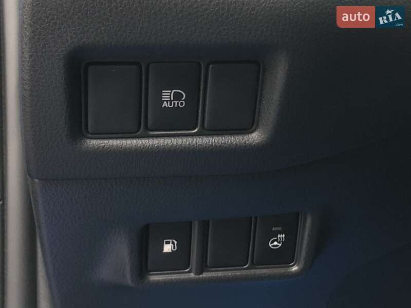 Внедорожник / Кроссовер Toyota C-HR 2018 в Виннице