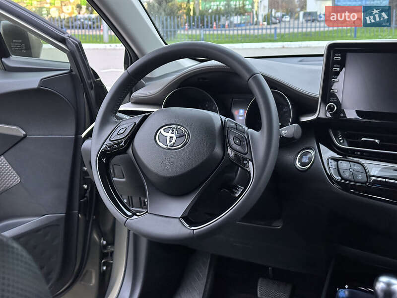 Внедорожник / Кроссовер Toyota C-HR 2020 в Одессе фото 23 Внедорожник / Кроссовер Toyota C-HR 2020 в Одессе