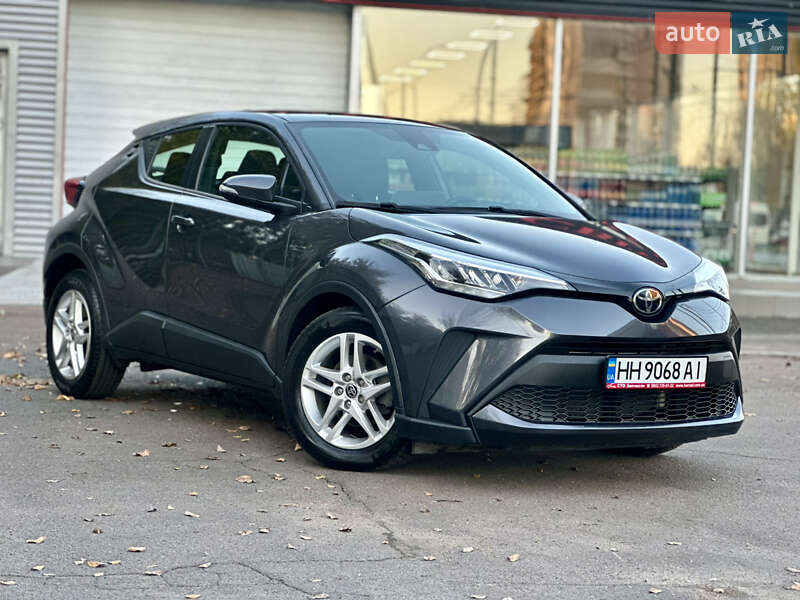 Внедорожник / Кроссовер Toyota C-HR 2020 в Одессе фото 6 Внедорожник / Кроссовер Toyota C-HR 2020 в Одессе
