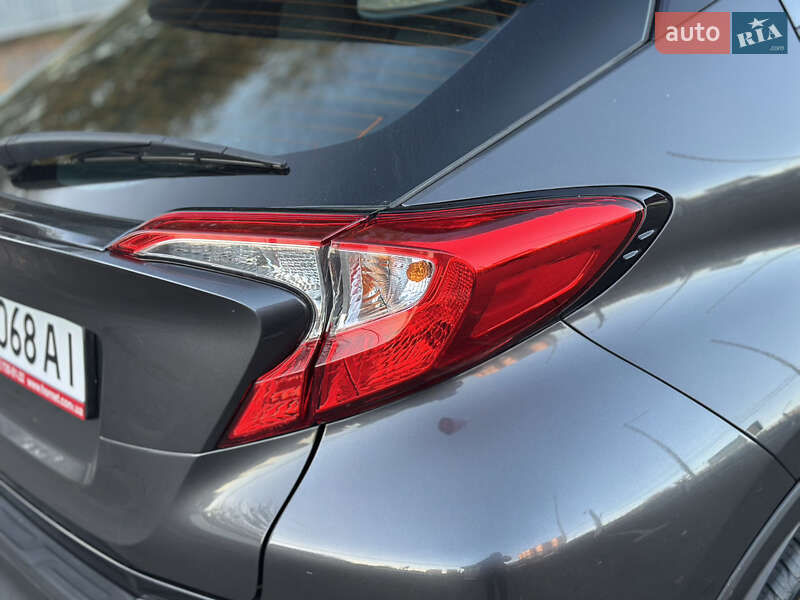 Внедорожник / Кроссовер Toyota C-HR 2020 в Одессе фото 21 Внедорожник / Кроссовер Toyota C-HR 2020 в Одессе