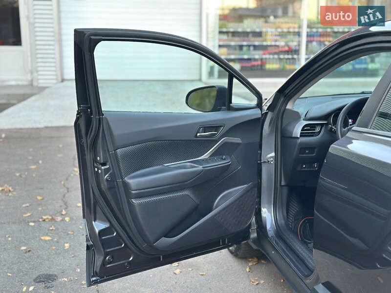 Внедорожник / Кроссовер Toyota C-HR 2020 в Одессе фото 41 Внедорожник / Кроссовер Toyota C-HR 2020 в Одессе