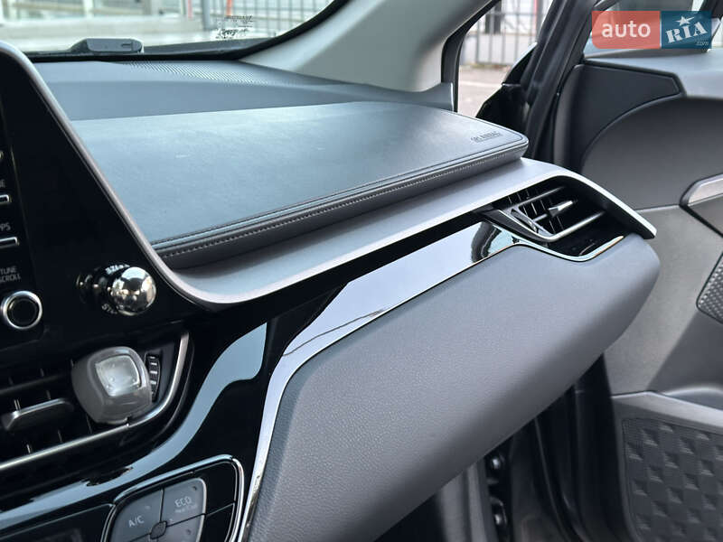 Внедорожник / Кроссовер Toyota C-HR 2020 в Одессе фото 55 Внедорожник / Кроссовер Toyota C-HR 2020 в Одессе