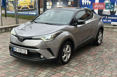 Внедорожник / Кроссовер Toyota C-HR 2018 в Мукачево