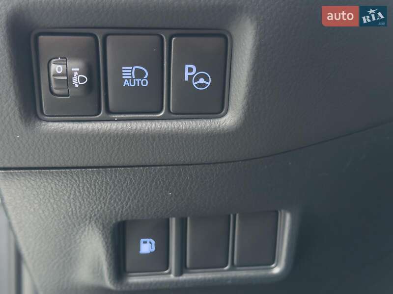 Внедорожник / Кроссовер Toyota C-HR 2022 в Львове фото 14 Внедорожник / Кроссовер Toyota C-HR 2022 в Львове