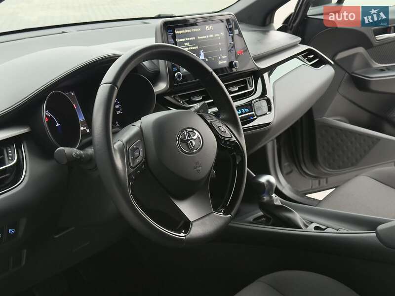 Внедорожник / Кроссовер Toyota C-HR 2022 в Львове фото 47 Внедорожник / Кроссовер Toyota C-HR 2022 в Львове