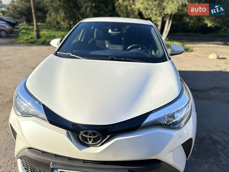 Внедорожник / Кроссовер Toyota C-HR 2020 в Одессе
