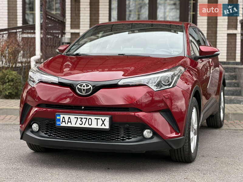 Внедорожник / Кроссовер Toyota C-HR 2018 в Виннице