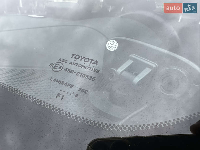 Внедорожник / Кроссовер Toyota C-HR 2018 в Виннице