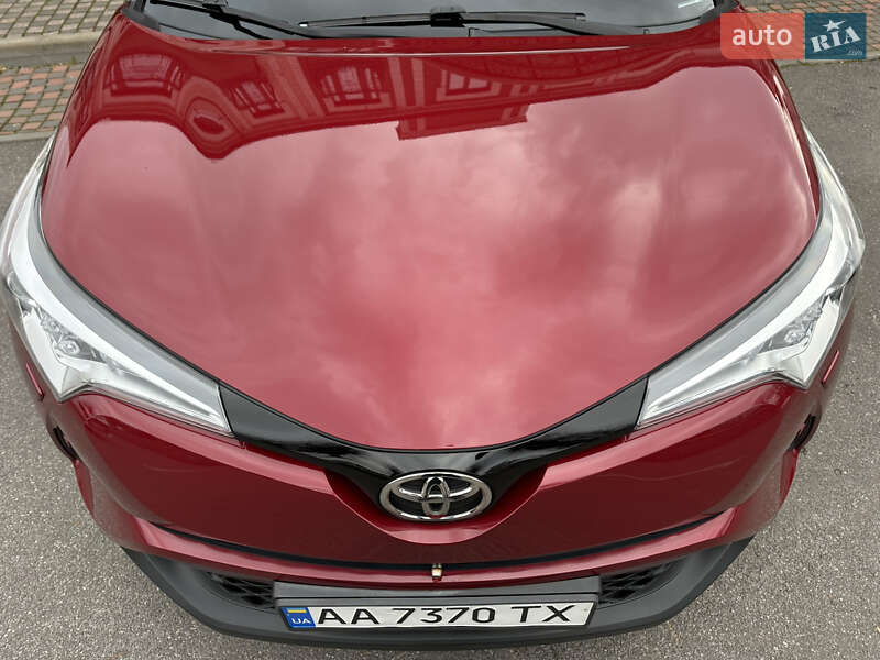 Внедорожник / Кроссовер Toyota C-HR 2018 в Виннице