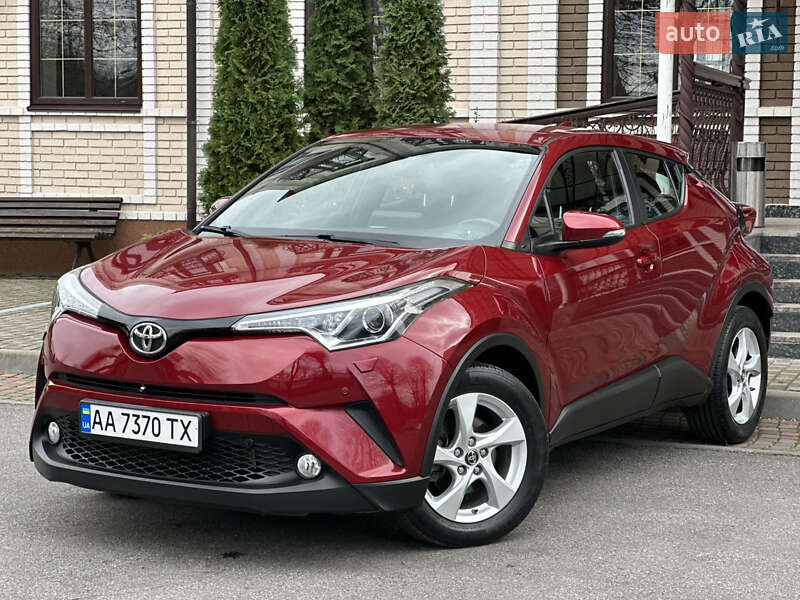 Внедорожник / Кроссовер Toyota C-HR 2018 в Виннице