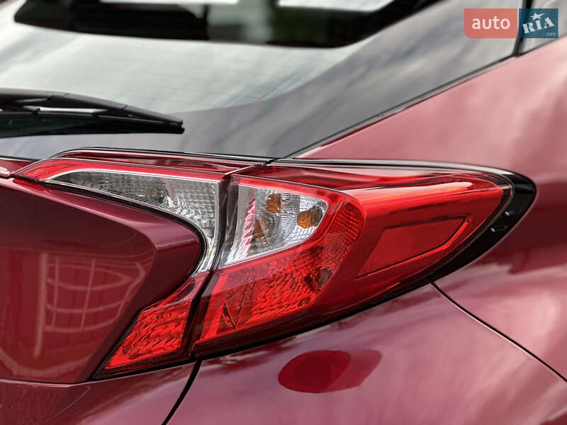 Внедорожник / Кроссовер Toyota C-HR 2018 в Виннице